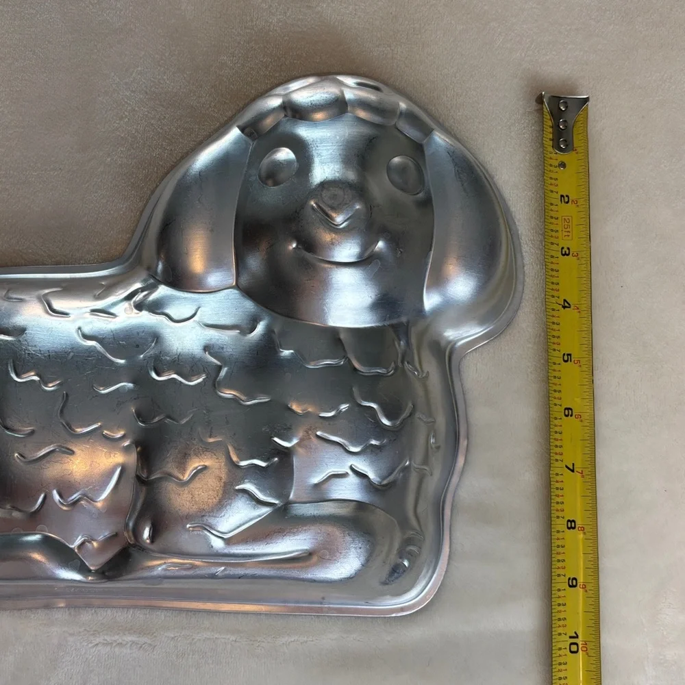 NEW Vintage WILTON Silver Holiday Lamb Cake Pan